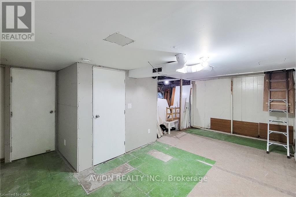 2 - 26 Barton Street W, Hamilton, Ontario  L8L 1A1 - Photo 35 - X12499774