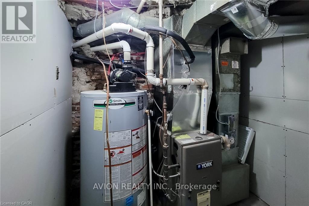 2 - 26 Barton Street W, Hamilton, Ontario  L8L 1A1 - Photo 36 - X12499774