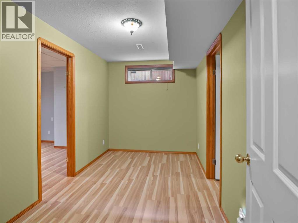 22 Ansett Crescent, Red Deer, Alberta  T4R 2L9 - Photo 28 - A2268298