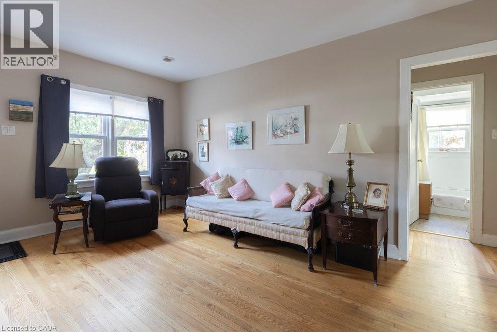 45 Market Street N, Dundas, Ontario  L9H 2Y6 - Photo 4 - 40784887