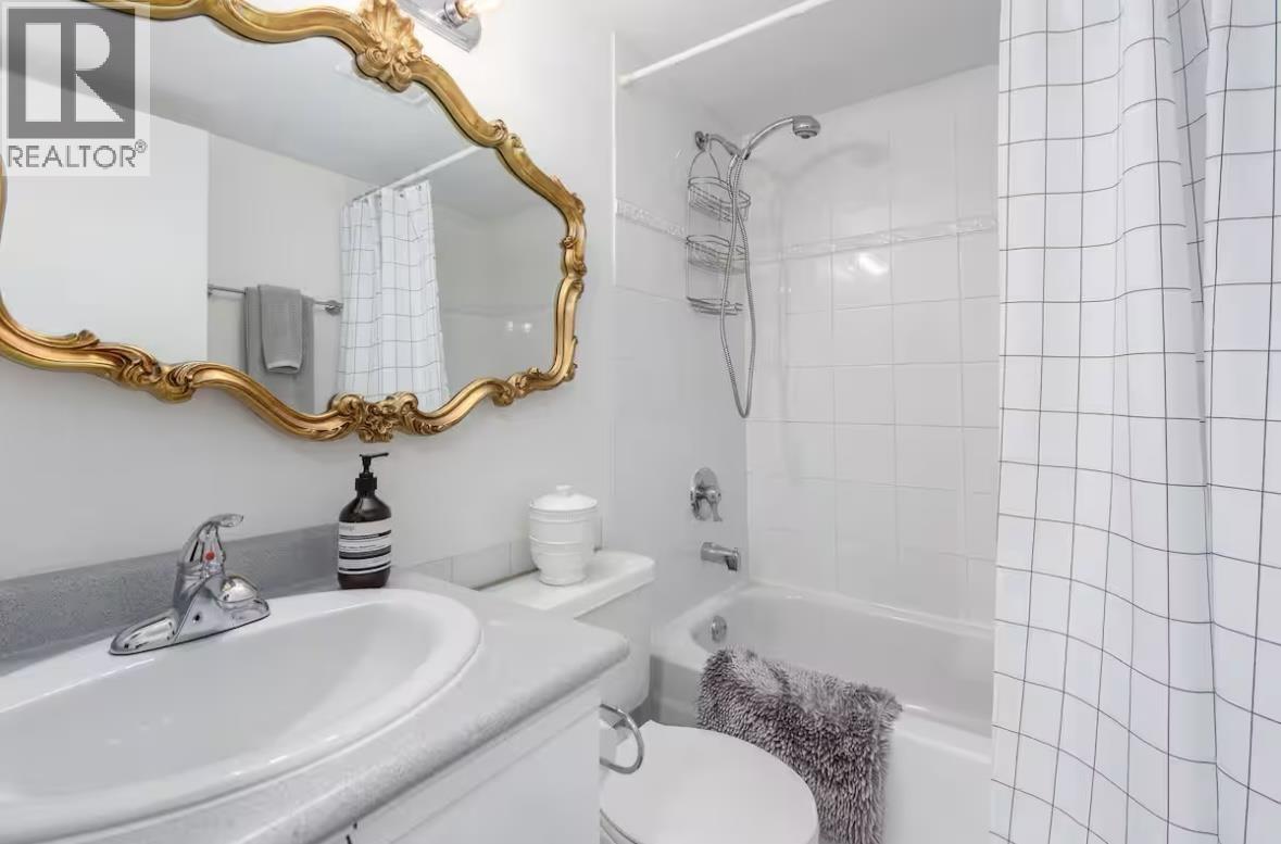 1705 907 Beach Avenue, Vancouver, British Columbia  V6G 1Y3 - Photo 7 - R3063833