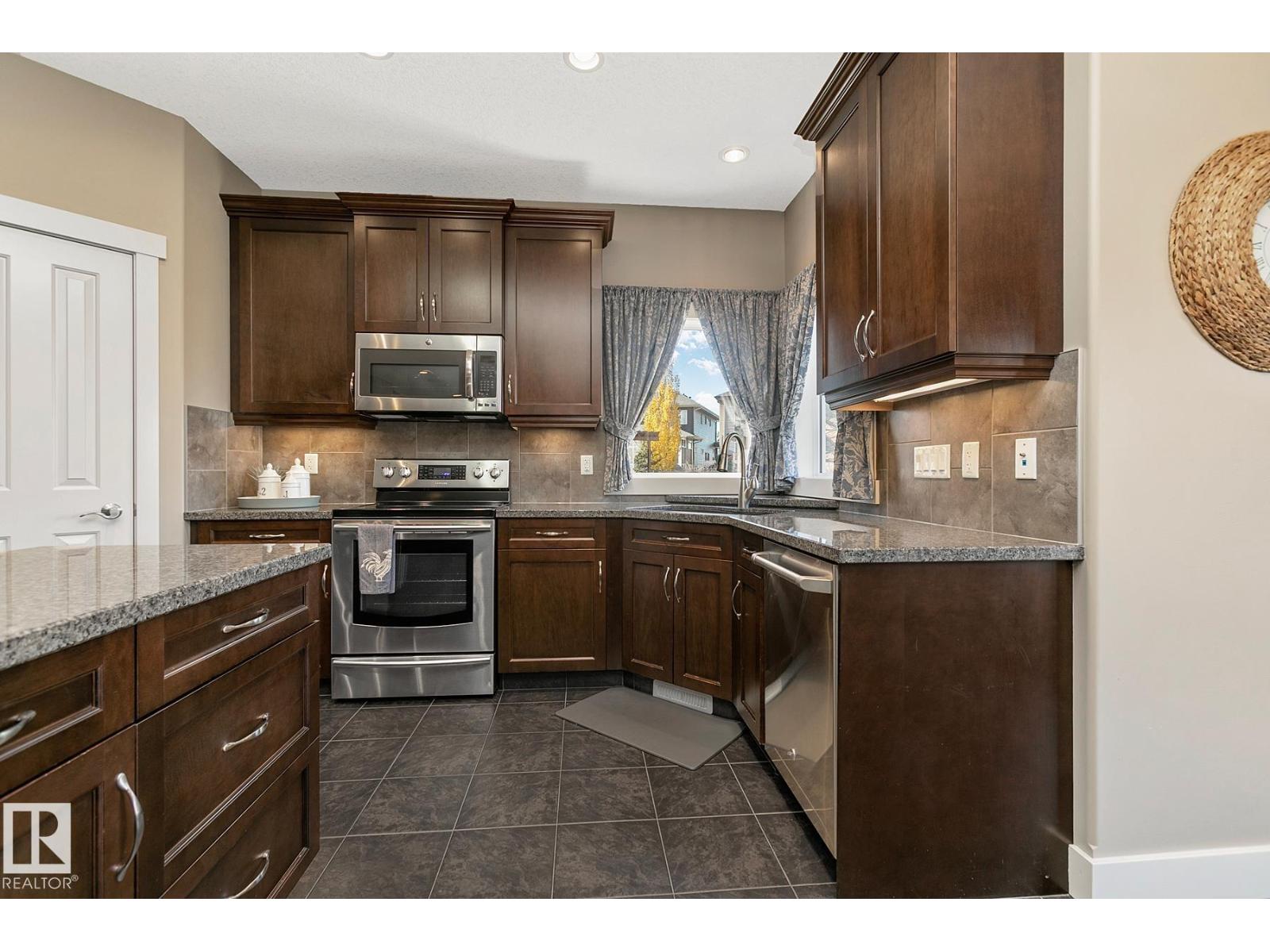 1110 Connelly Co Sw, Edmonton, Alberta  T6W 0R4 - Photo 21 - E4464395