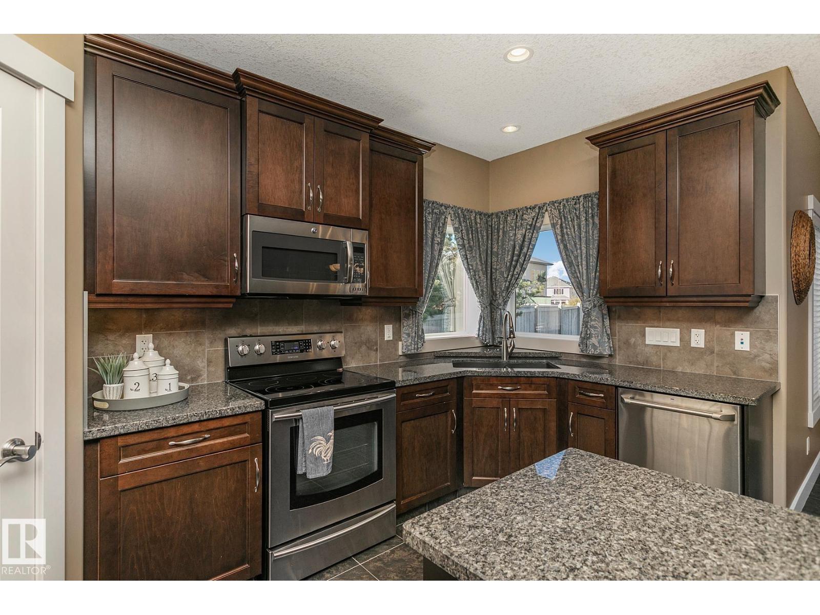 1110 Connelly Co Sw, Edmonton, Alberta  T6W 0R4 - Photo 23 - E4464395