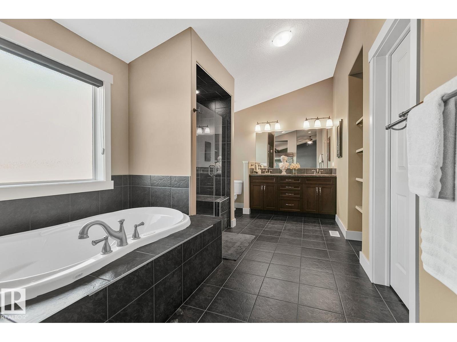 1110 Connelly Co Sw, Edmonton, Alberta  T6W 0R4 - Photo 32 - E4464395