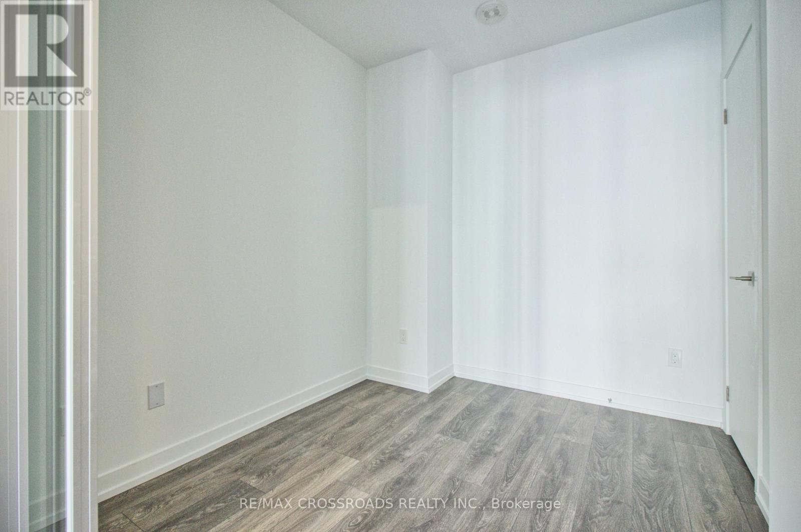 2302 - 82 Dalhousie Street, Toronto, Ontario  M5B 0C5 - Photo 8 - C12499814