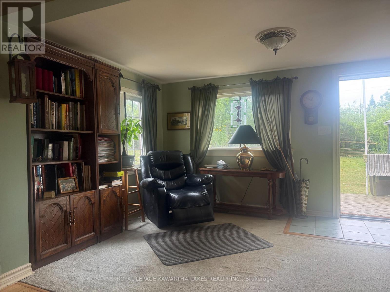 5 Government Dock Road, Kawartha Lakes (Laxton/digby/longford), Ontario  K0M 2L0 - Photo 10 - X12499764