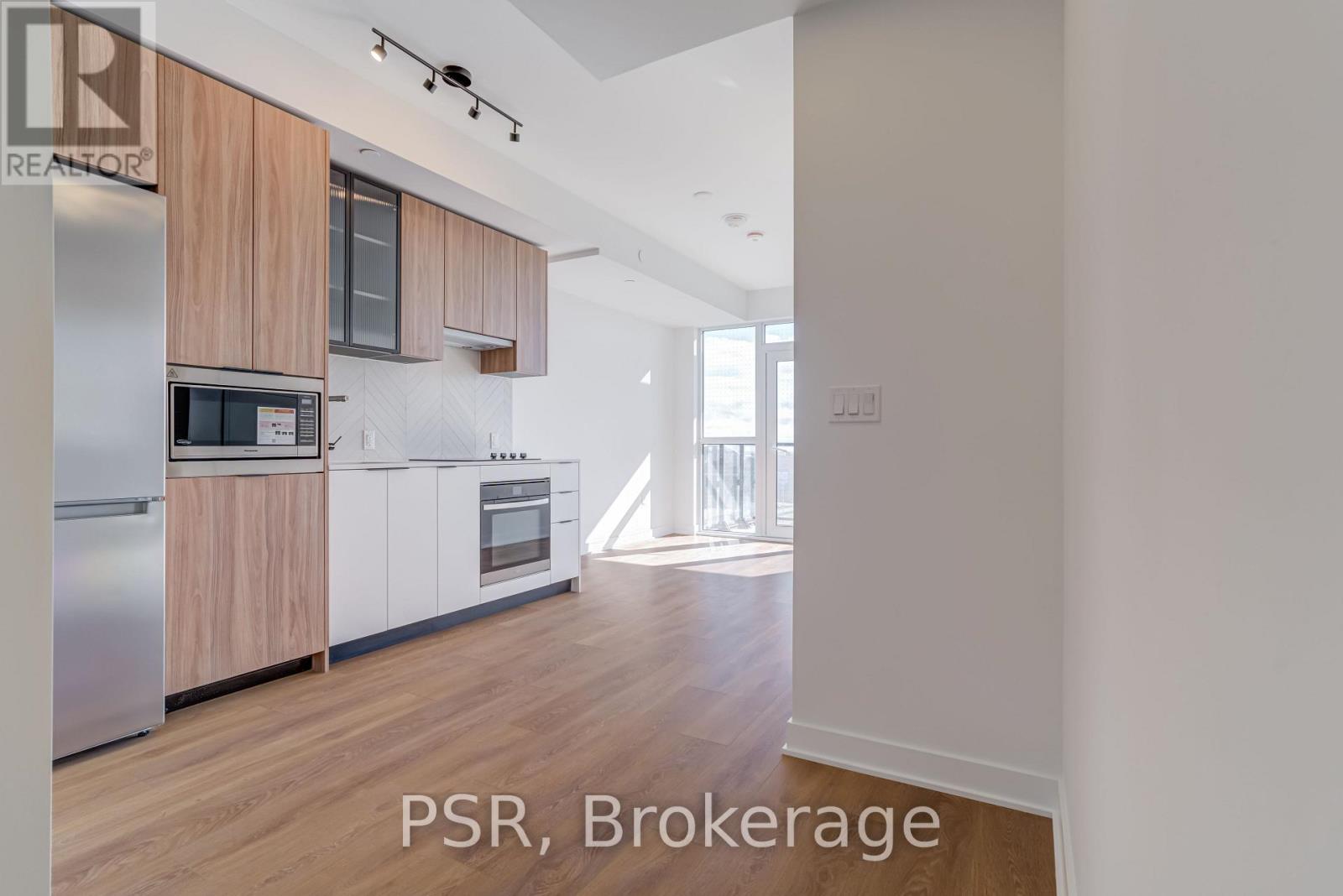 407 - 1037 The Queensway, Toronto, Ontario  M8Z 6C7 - Photo 3 - W12497236