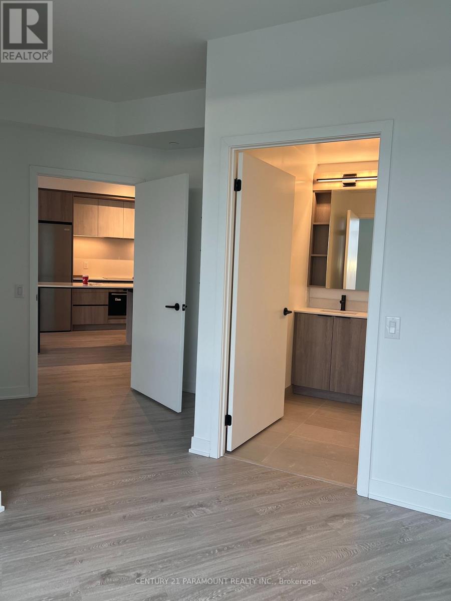 2206 - 2495 Eglinton Avenue W, Mississauga, Ontario  L5M 2V8 - Photo 17 - W12497954