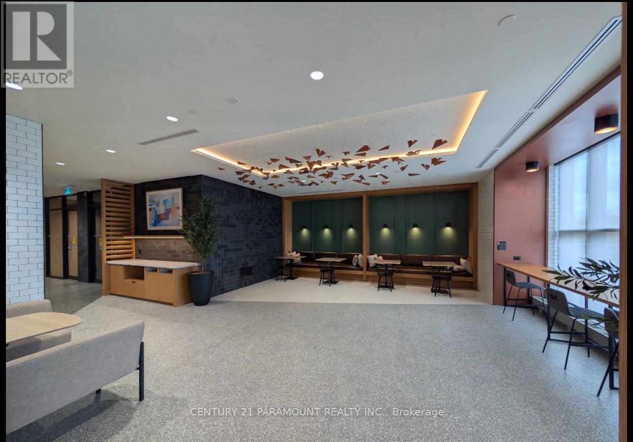 2206 - 2495 Eglinton Avenue W, Mississauga, Ontario  L5M 2V8 - Photo 3 - W12497954