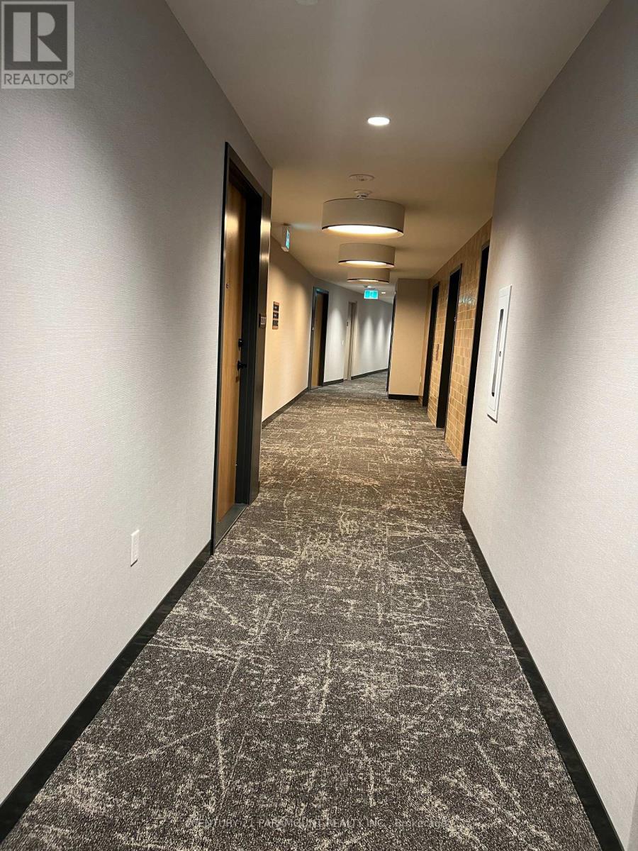 2206 - 2495 Eglinton Avenue W, Mississauga, Ontario  L5M 2V8 - Photo 6 - W12497954