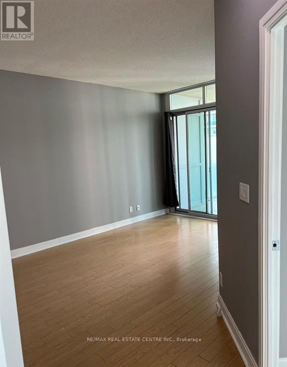 1302 - 70 Absolute Avenue, Mississauga, Ontario  L4Z 0A4 - Photo 10 - W12499552