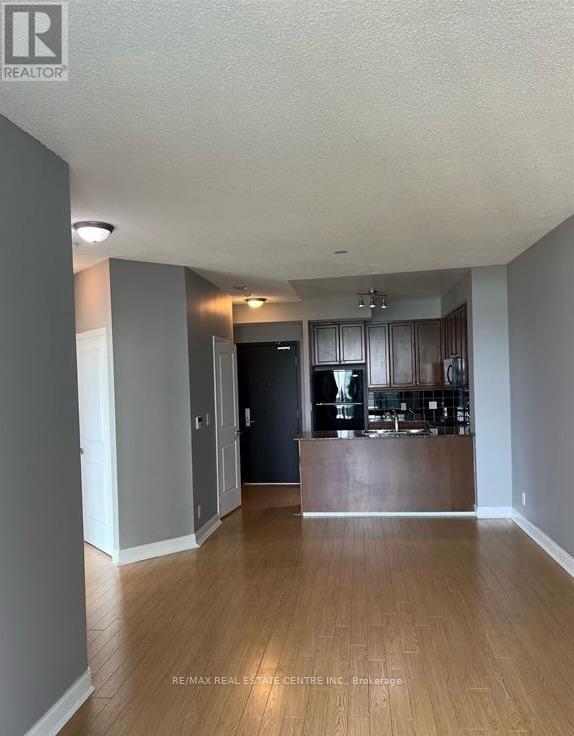 1302 - 70 Absolute Avenue, Mississauga, Ontario  L4Z 0A4 - Photo 7 - W12499552