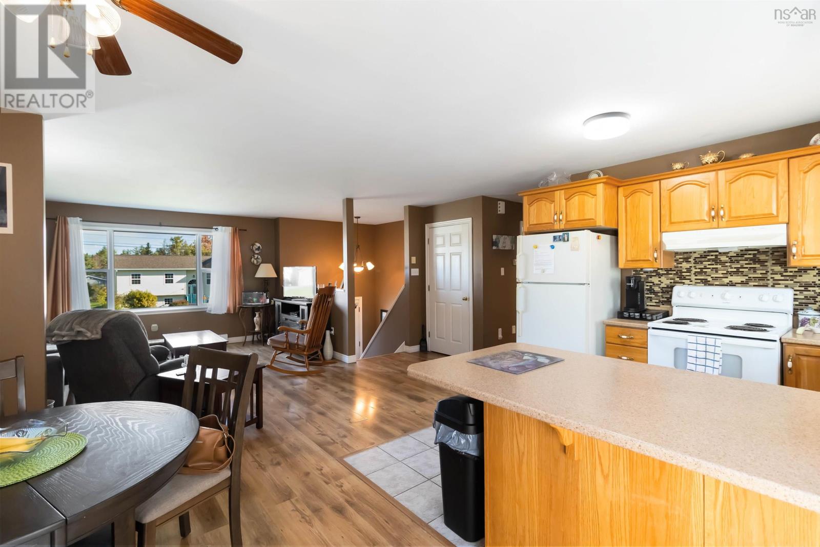 45 Grove Avenue, Beaver Bank, Nova Scotia  B4G 1B7 - Photo 12 - 202525922