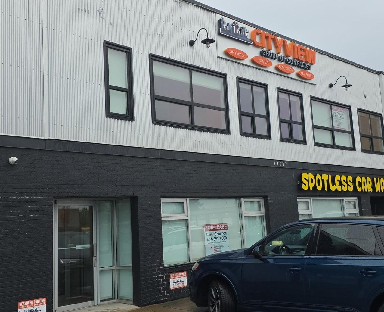 2 17537 56 AVENUE, Surrey, British Columbia