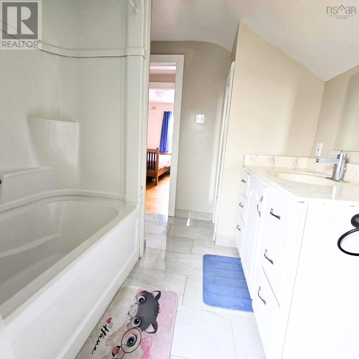 417 Chestnut Drive, Sydney, Nova Scotia  B1P 4Z1 - Photo 12 - 202527060