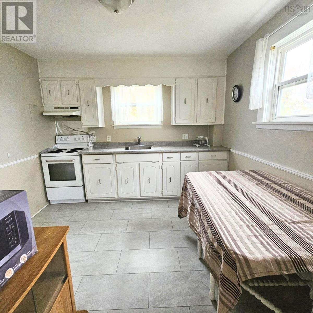 417 Chestnut Drive, Sydney, Nova Scotia  B1P 4Z1 - Photo 9 - 202527060