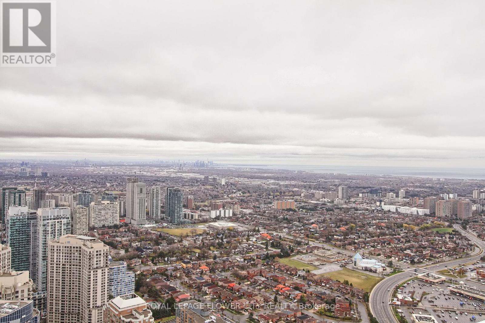 5704 - 3900 Confederation Parkway, Mississauga, Ontario  L5B 0M3 - Photo 41 - W12499808