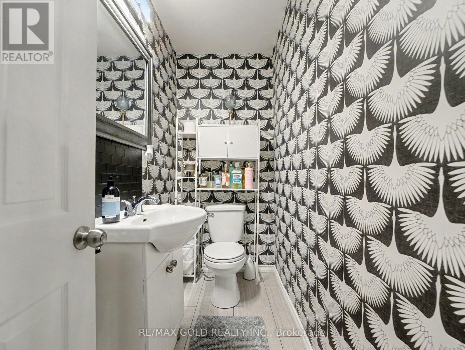 75 Chestnut Avenue, Hamilton, Ontario  L8L 6K8 - Photo 7 - X12490036