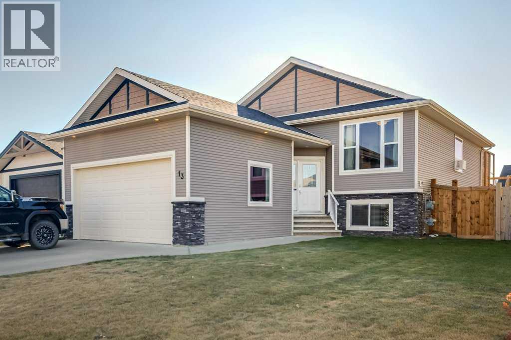 13 Adina Close, Blackfalds, Alberta