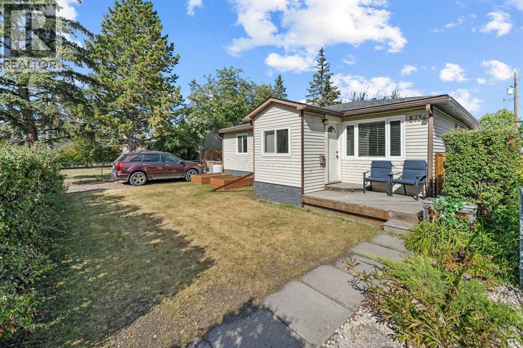 8736 34 Avenue Nw, Calgary, Alberta  T3B 1R7 - Photo 23 - A2259936