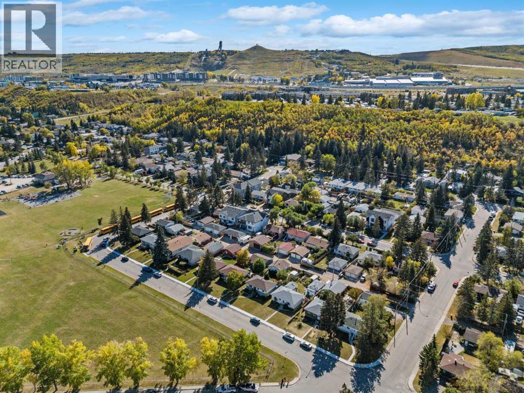 8736 34 Avenue Nw, Calgary, Alberta  T3B 1R7 - Photo 29 - A2259936