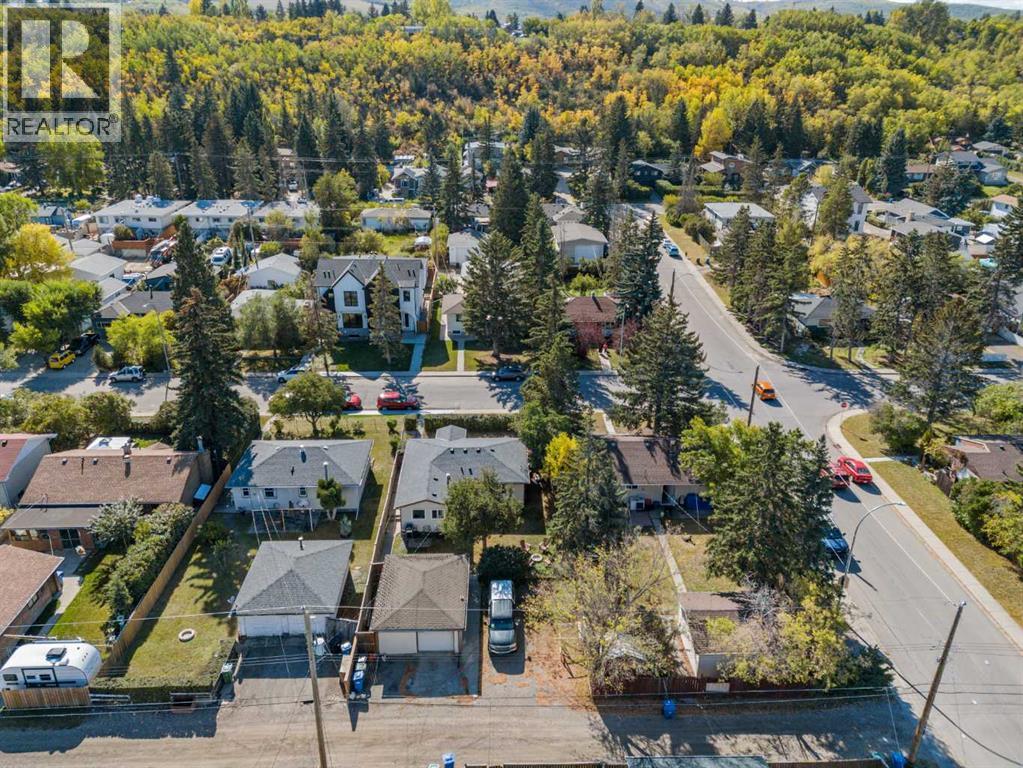 8736 34 Avenue Nw, Calgary, Alberta  T3B 1R7 - Photo 27 - A2259936