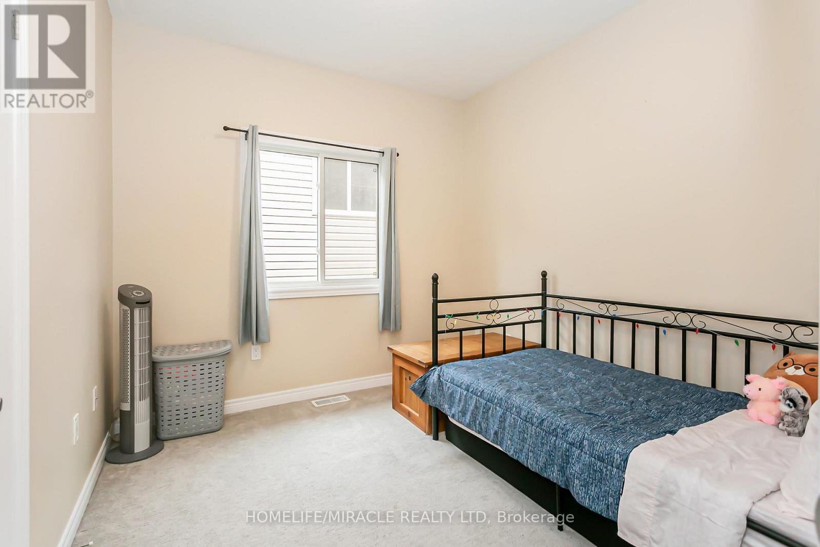 15 Tucker Street, Thorold (Hurricane/merrittville), Ontario  L2V 0G3 - Photo 33 - X12499824