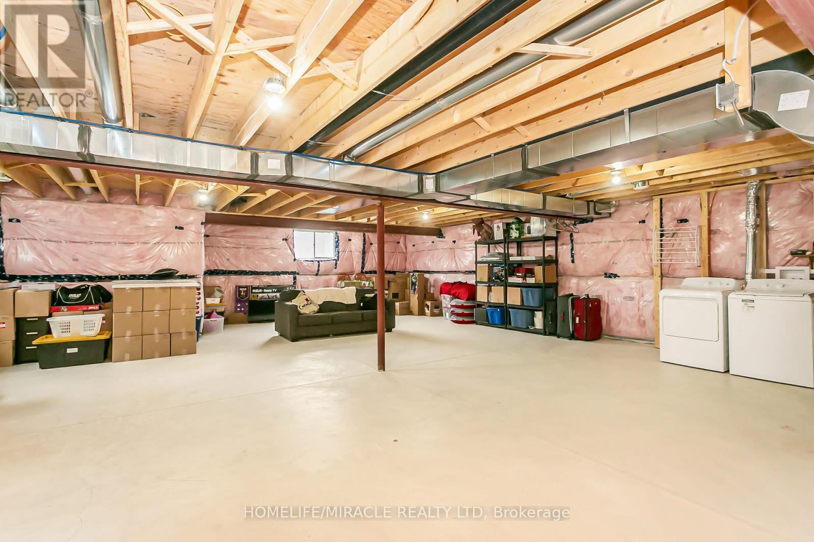 15 Tucker Street, Thorold (Hurricane/merrittville), Ontario  L2V 0G3 - Photo 41 - X12499824