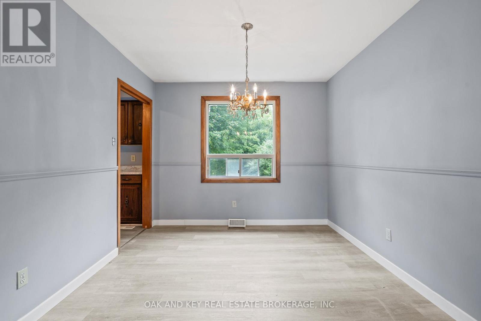 180 Belmont Drive, London South (South O), Ontario  N6J 2E5 - Photo 10 - X12499836