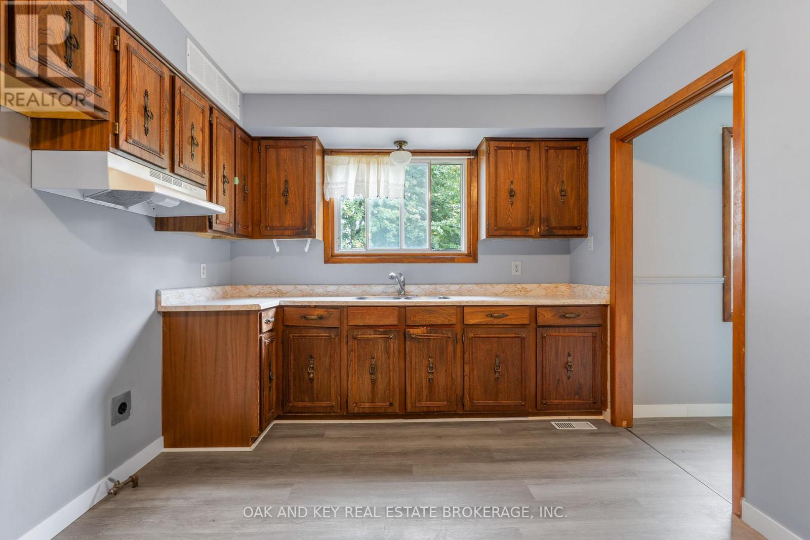 180 Belmont Drive, London South (South O), Ontario  N6J 2E5 - Photo 15 - X12499836