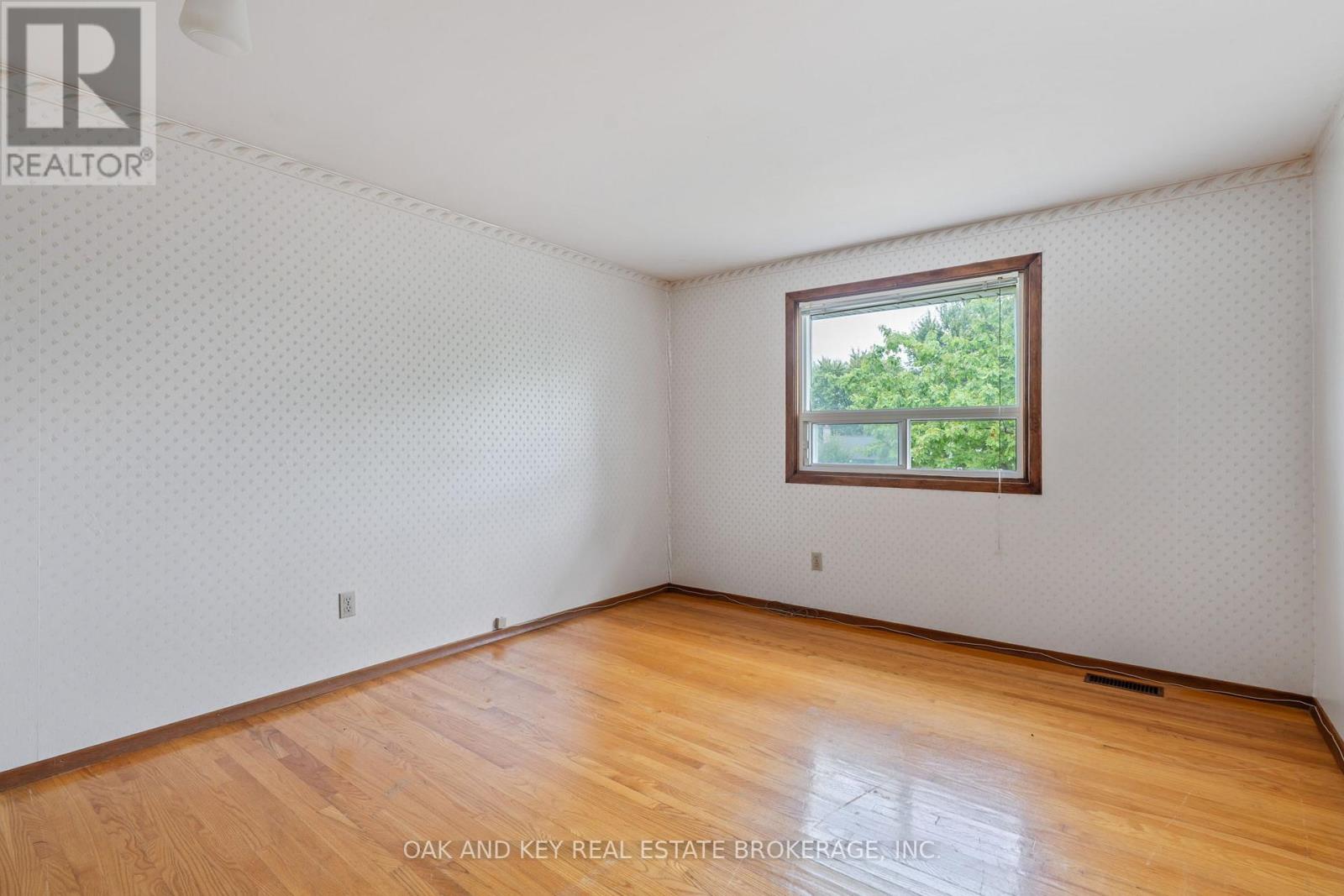 180 Belmont Drive, London South (South O), Ontario  N6J 2E5 - Photo 21 - X12499836