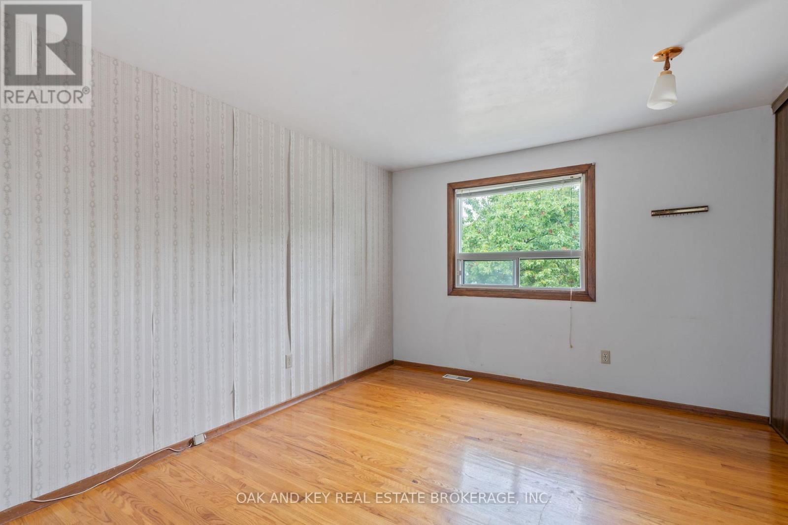 180 Belmont Drive, London South (South O), Ontario  N6J 2E5 - Photo 23 - X12499836