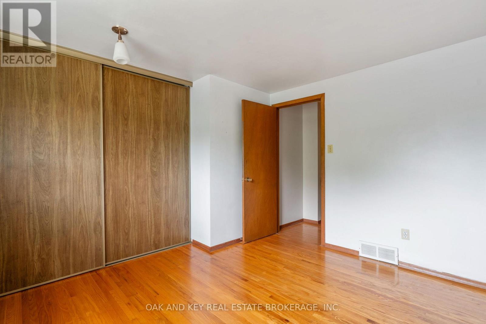 180 Belmont Drive, London South (South O), Ontario  N6J 2E5 - Photo 24 - X12499836