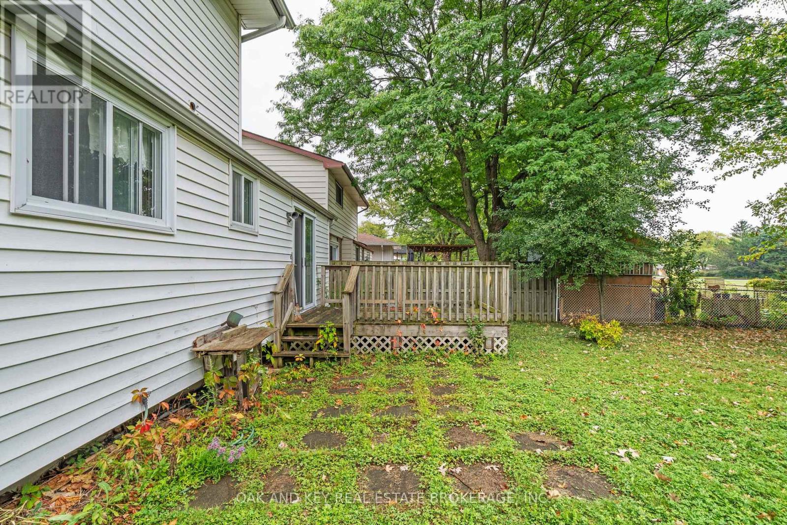 180 Belmont Drive, London South (South O), Ontario  N6J 2E5 - Photo 33 - X12499836