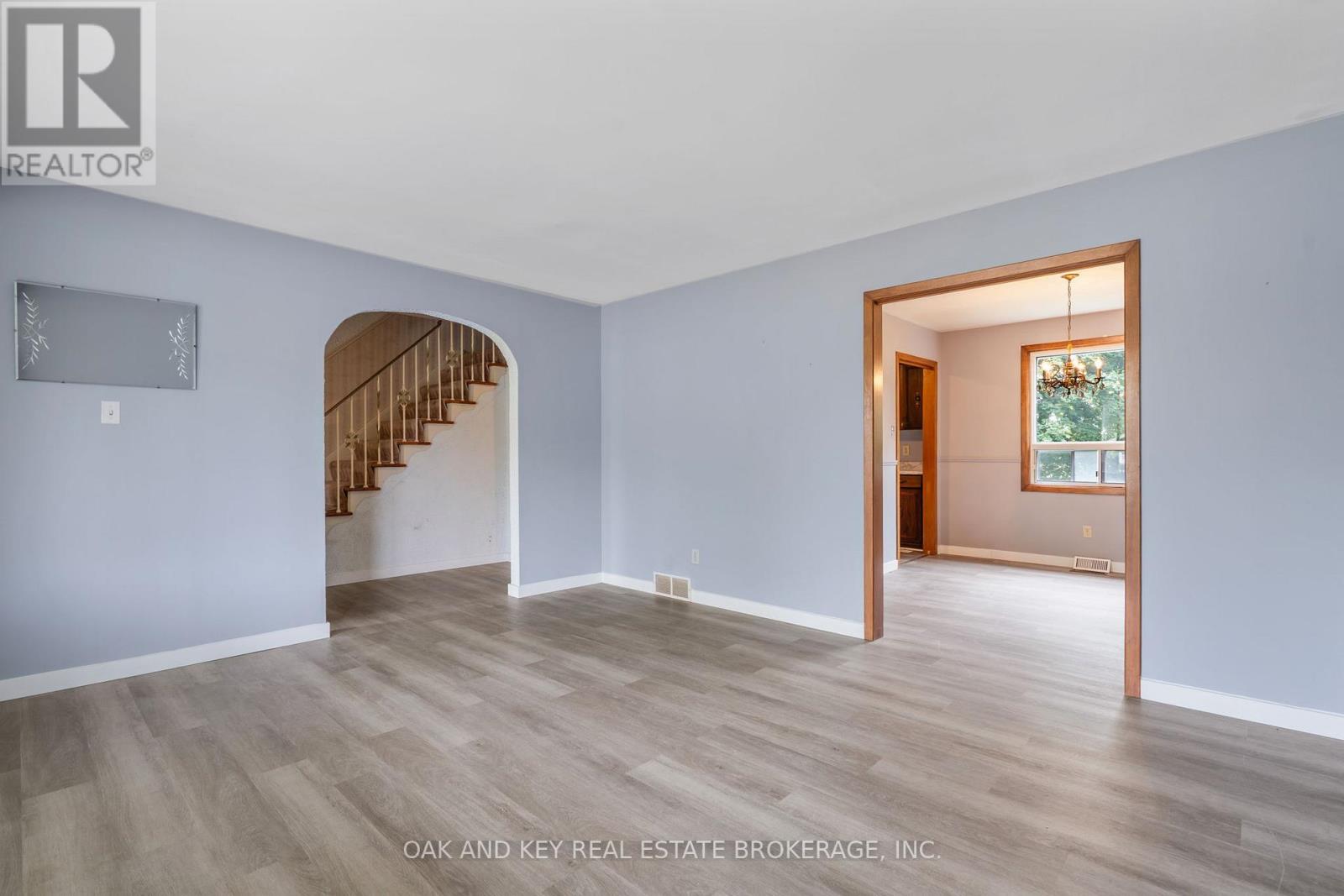 180 Belmont Drive, London South (South O), Ontario  N6J 2E5 - Photo 7 - X12499836