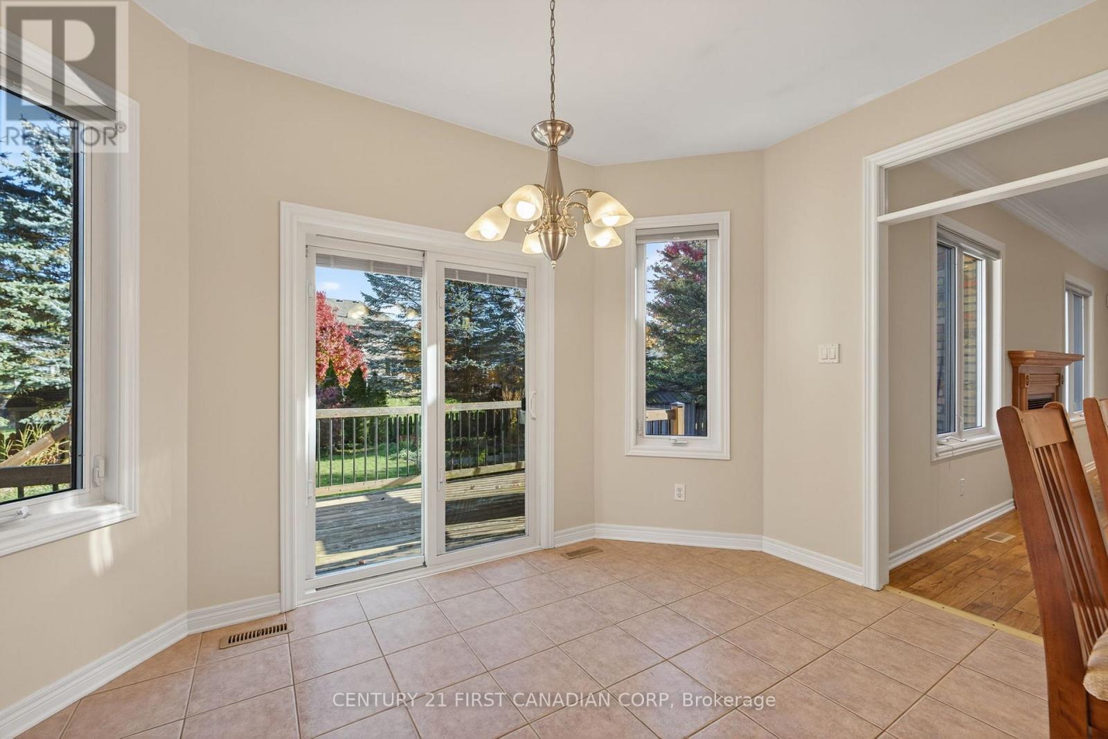 2616 Emerson Street, Strathroy-Caradoc, Ontario  N0L 1W0 - Photo 12 - X12499888