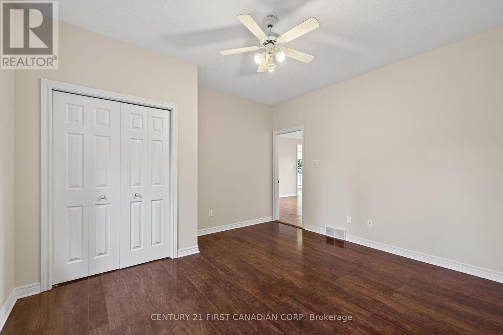 2616 Emerson Street, Strathroy-Caradoc, Ontario  N0L 1W0 - Photo 17 - X12499888