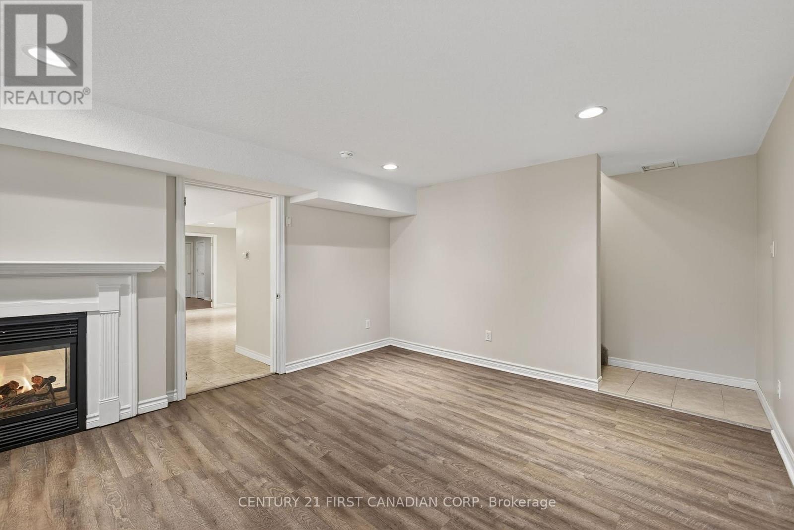 2616 Emerson Street, Strathroy-Caradoc, Ontario  N0L 1W0 - Photo 34 - X12499888