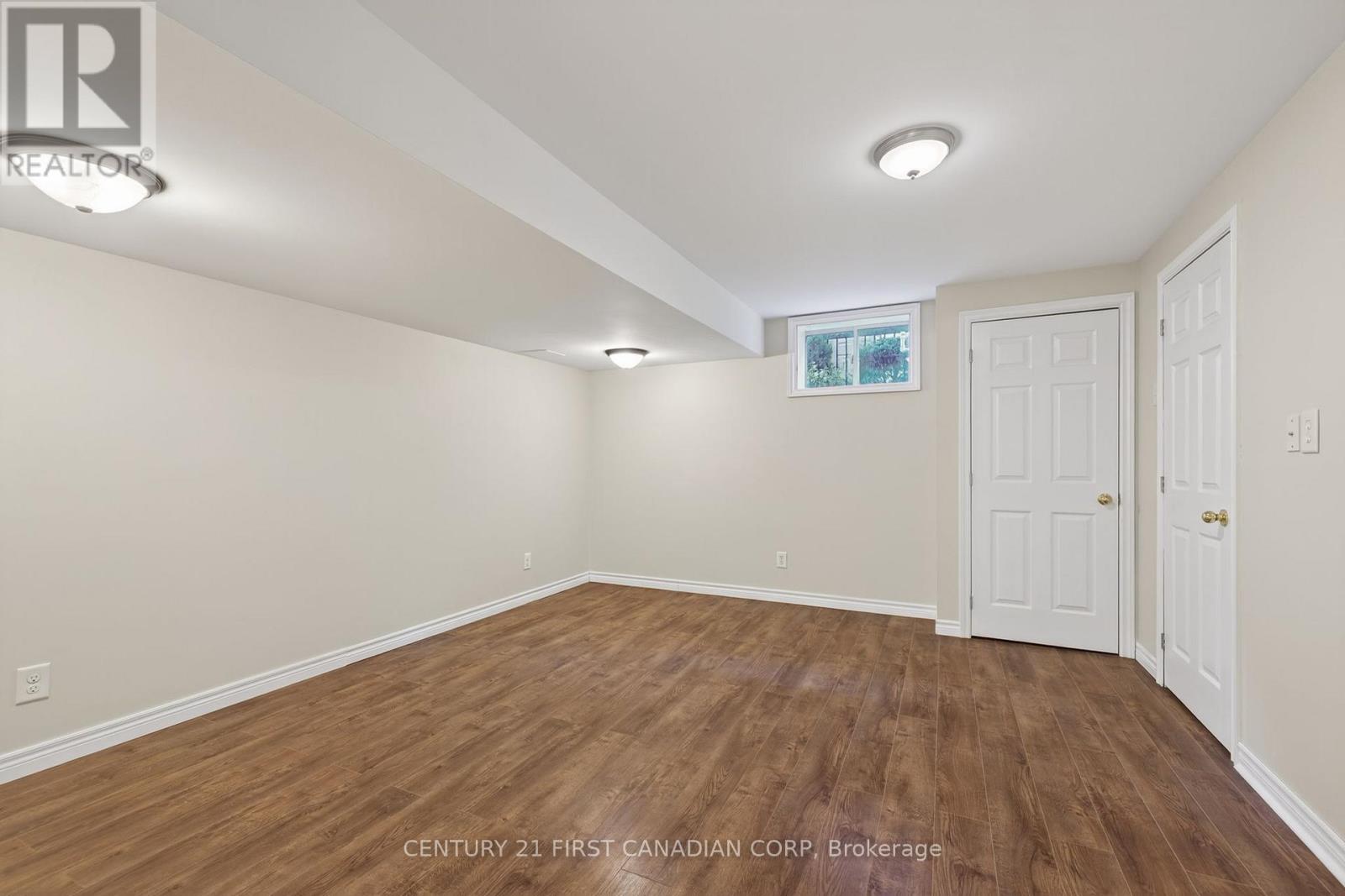 2616 Emerson Street, Strathroy-Caradoc, Ontario  N0L 1W0 - Photo 38 - X12499888