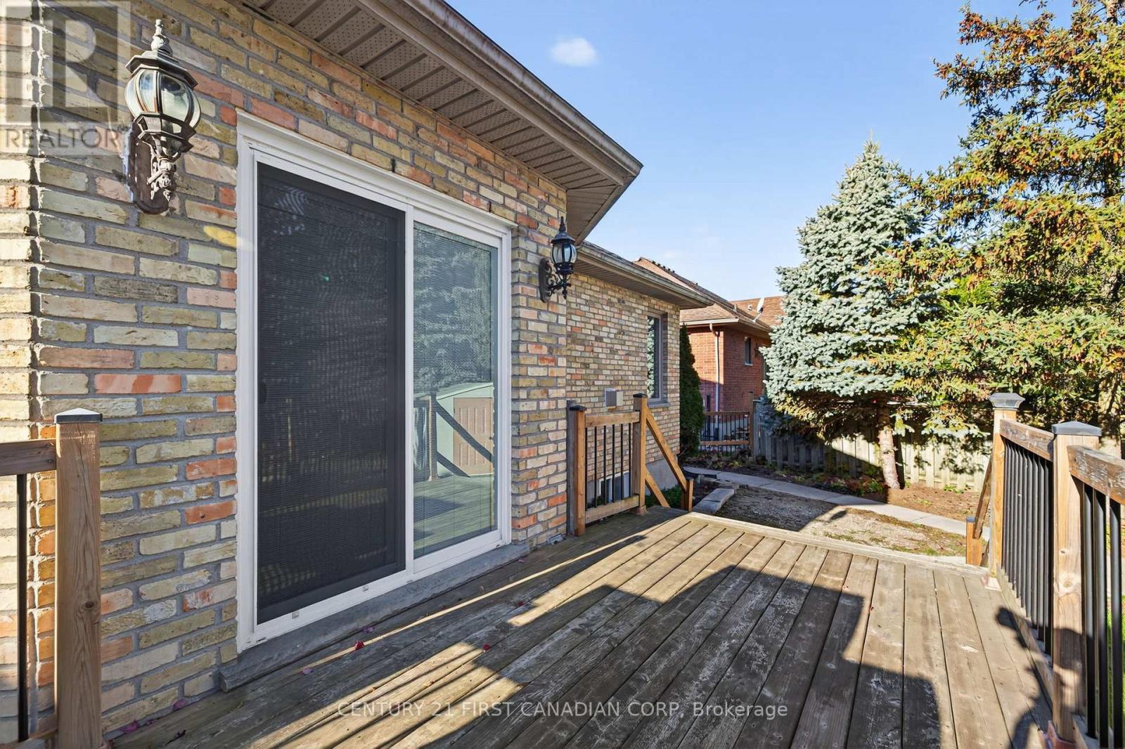 2616 Emerson Street, Strathroy-Caradoc, Ontario  N0L 1W0 - Photo 49 - X12499888