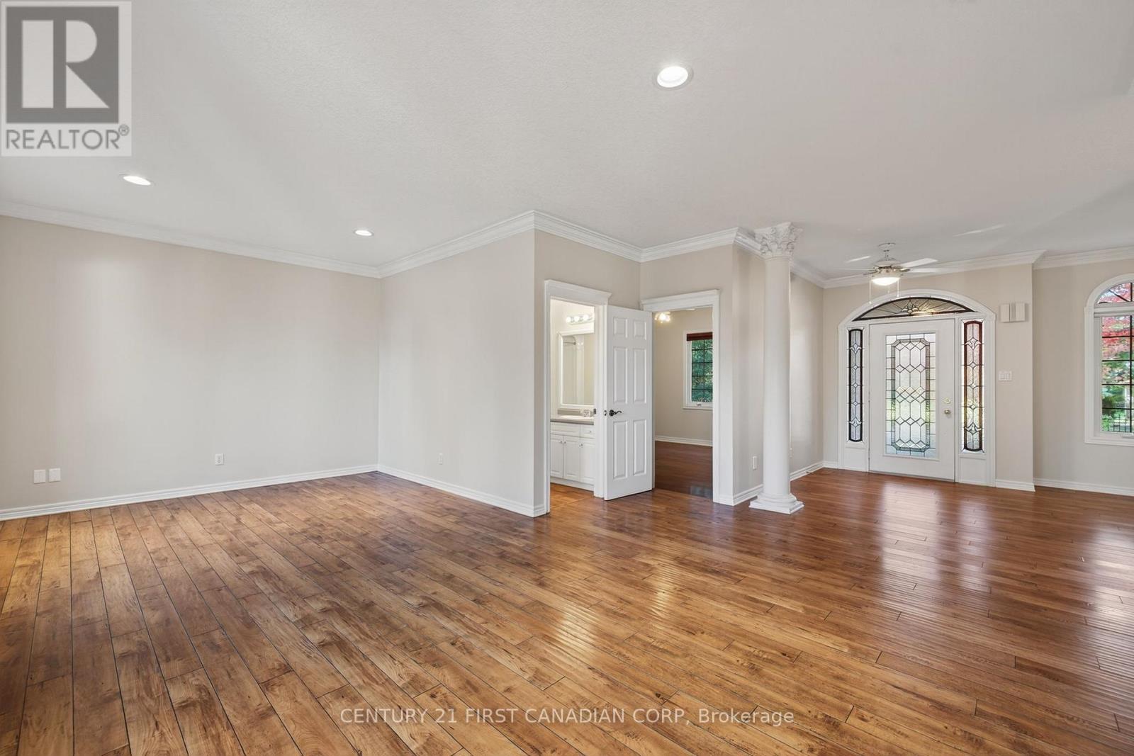 2616 Emerson Street, Strathroy-Caradoc, Ontario  N0L 1W0 - Photo 7 - X12499888