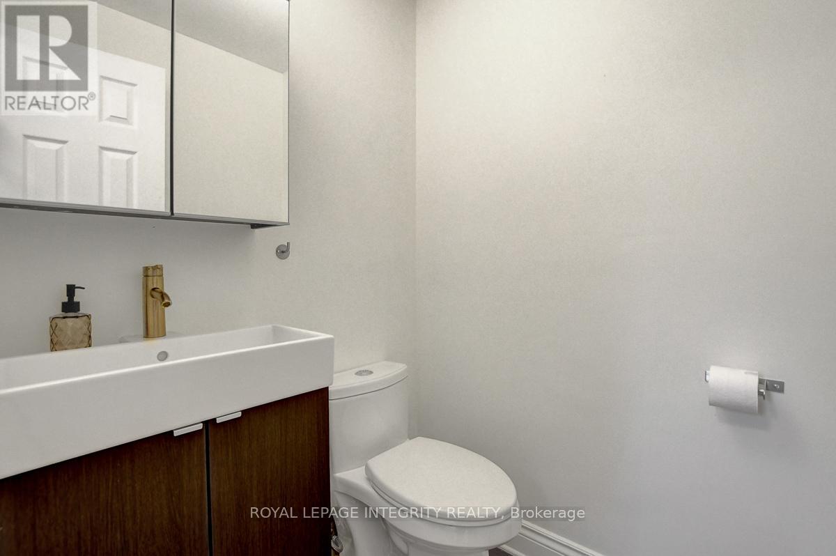 1142 Elmlea Drive, Ottawa, Ontario  K1J 6V9 - Photo 13 - X12499840