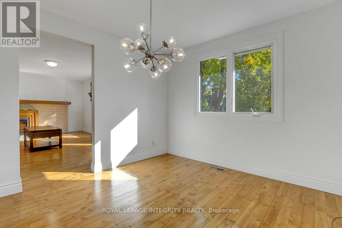 1142 Elmlea Drive, Ottawa, Ontario  K1J 6V9 - Photo 6 - X12499840