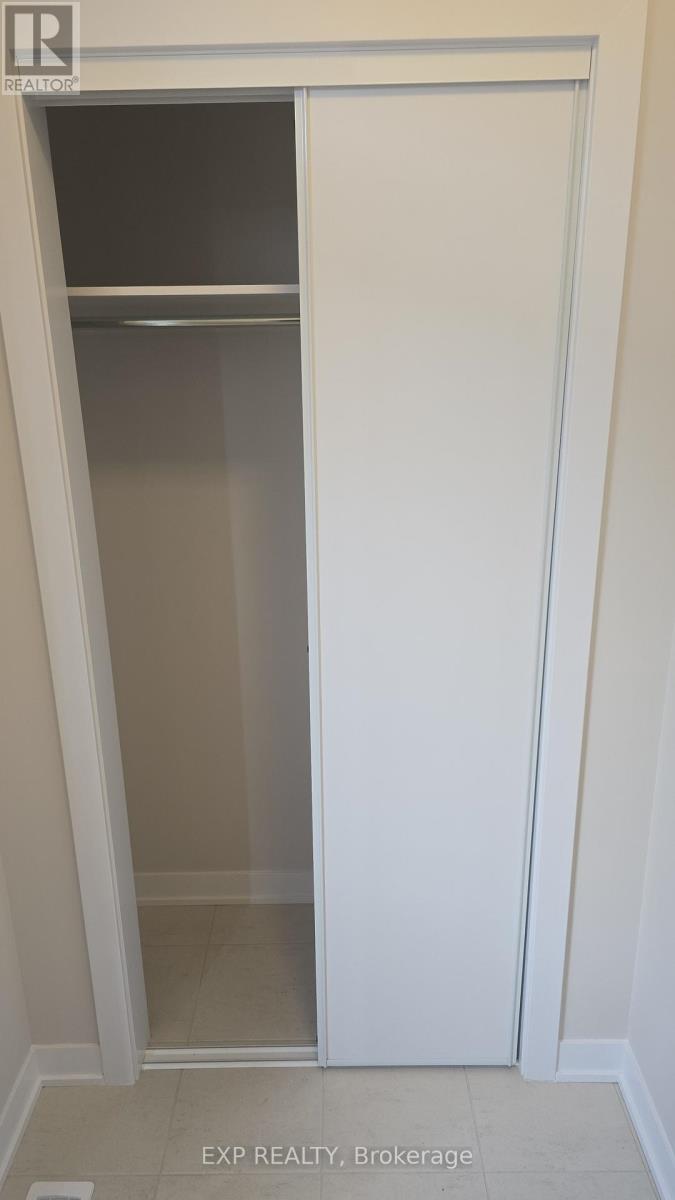 25 Pumice Place, Ottawa, Ontario  K2J 7H4 - Photo 4 - X12499872