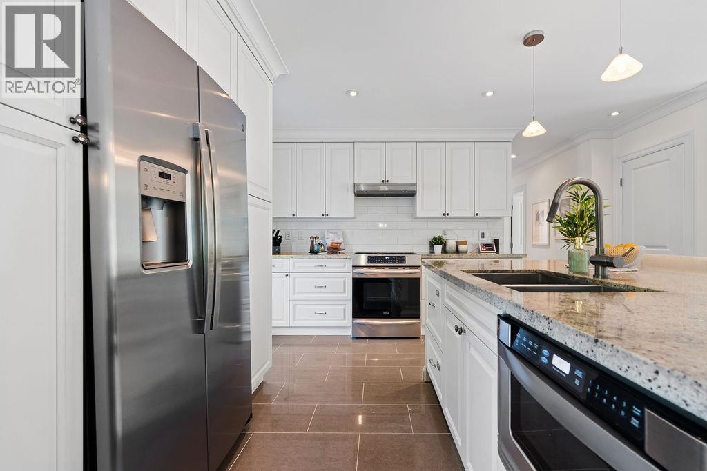 814 Plymouth Drive, North Vancouver, British Columbia  V7H 2H7 - Photo 18 - R3058009