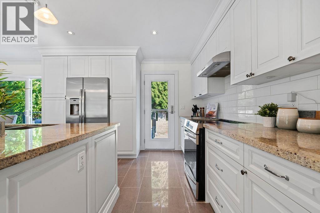 814 Plymouth Drive, North Vancouver, British Columbia  V7H 2H7 - Photo 20 - R3058009