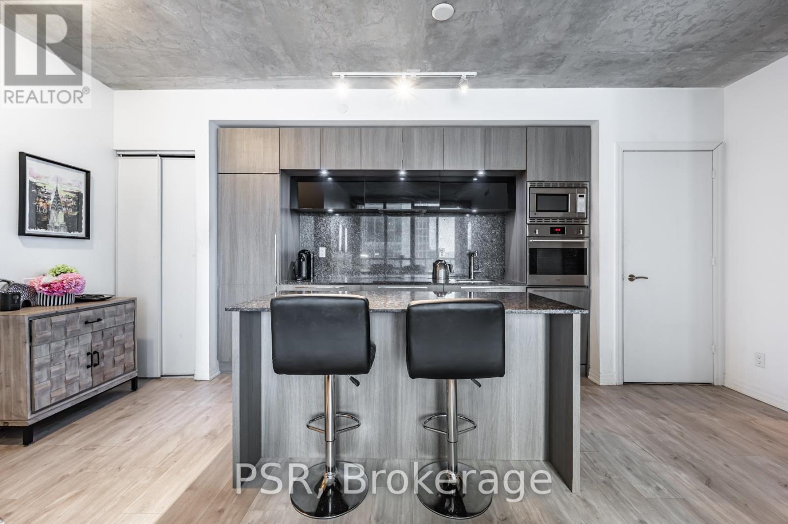 2101 - 88 Blue Jays Way, Toronto, Ontario  M5V 2G3 - Photo 2 - C12499890