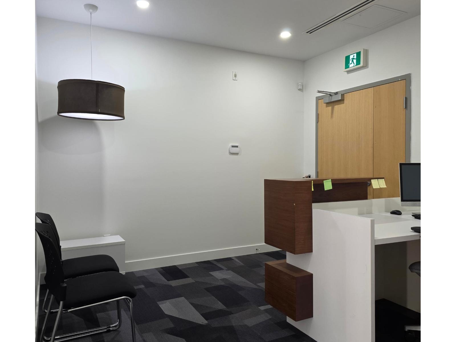 405 8318 120 Street, Surrey, British Columbia  V3W 3N4 - Photo 5 - C8072278