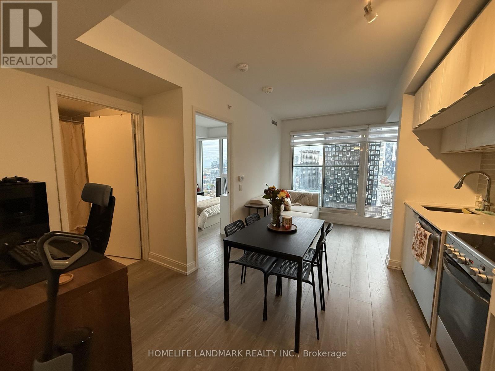 2708 - 181 Dundas Street E, Toronto, Ontario  M5A 0N5 - Photo 5 - C12472035