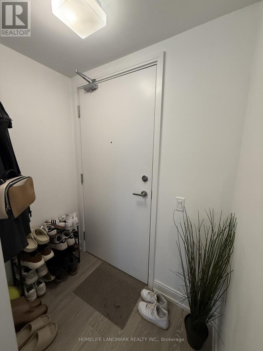 2708 - 181 Dundas Street E, Toronto, Ontario  M5A 0N5 - Photo 15 - C12472035